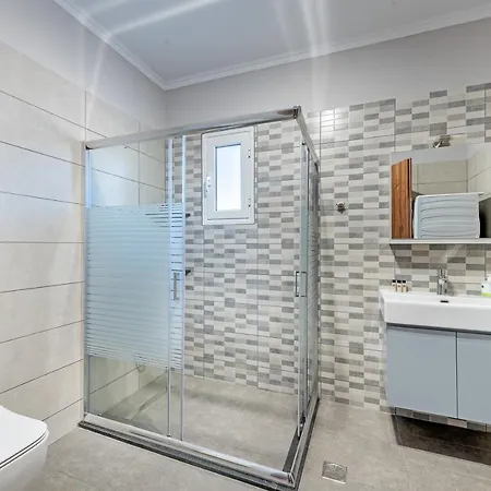 Waterway Luxury Residence-apartment 1 * Razáta